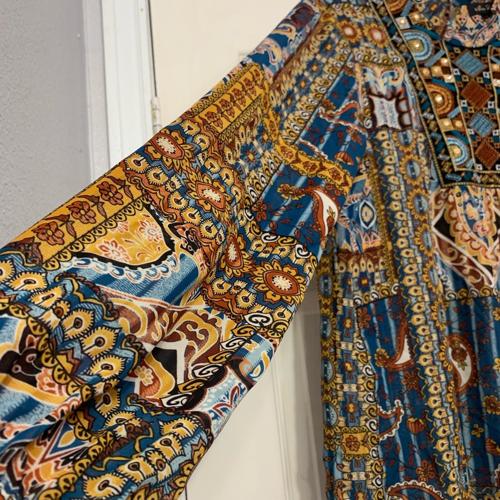 Melissa Paige Boho Patchwork Geometric Long Sleeve Large Blouse.       3184 - Picture 2 of 8